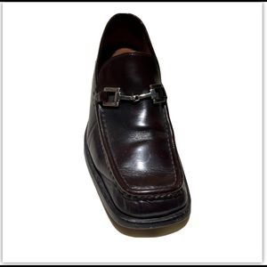 AUTHENTIC GUCCI ITALIAN MADE SHOES SIGNATURE BUCKLE LOAFERS, 9.5